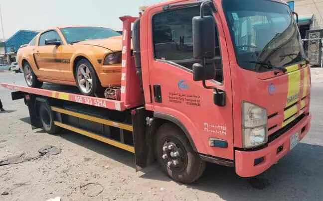 سحب السيارات بعد الحوادث في الخبر — سحب ونقل المركبات في الخبر
